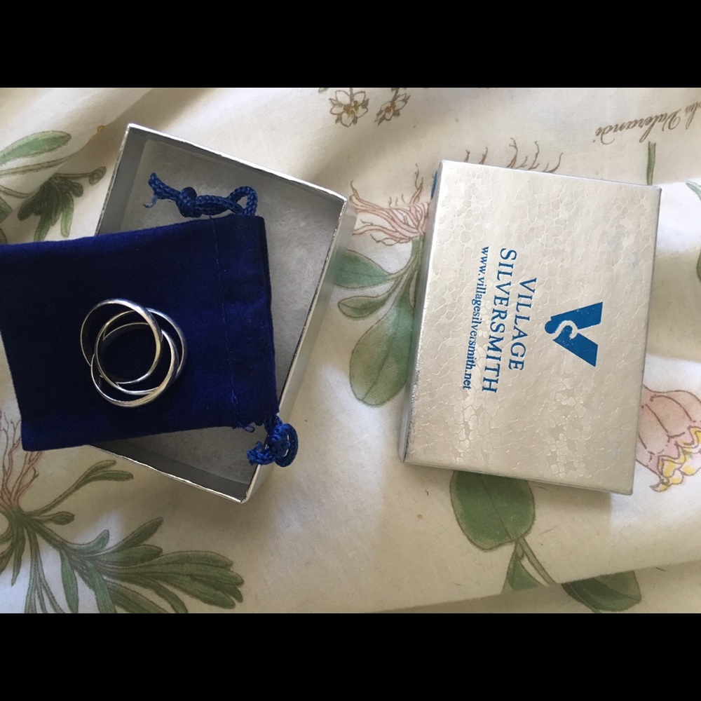 Village silversmith sterling silver ring.