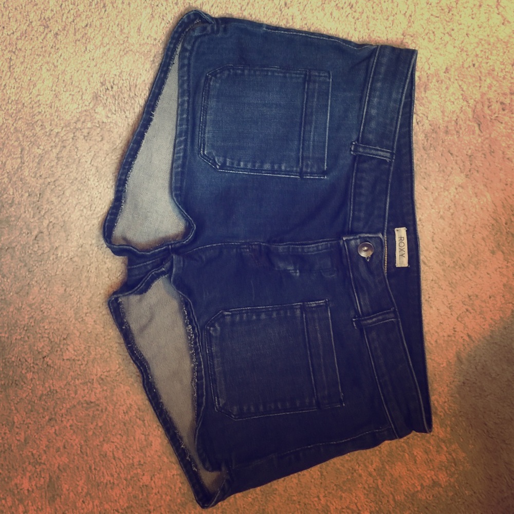 Roxy shorts❤️ never worn.