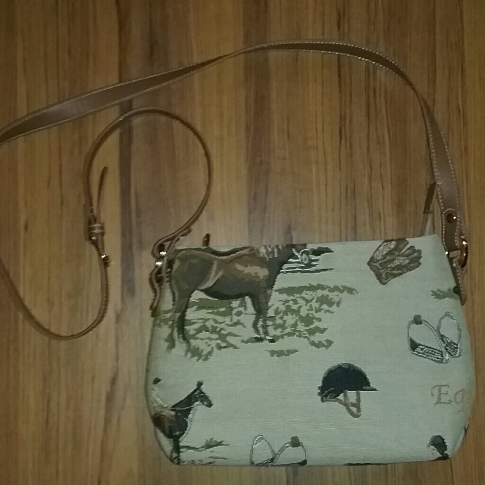New signare equestrian print handbag.