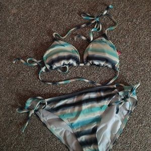 Roxy Ombre Striped Swimsuit $8!!!