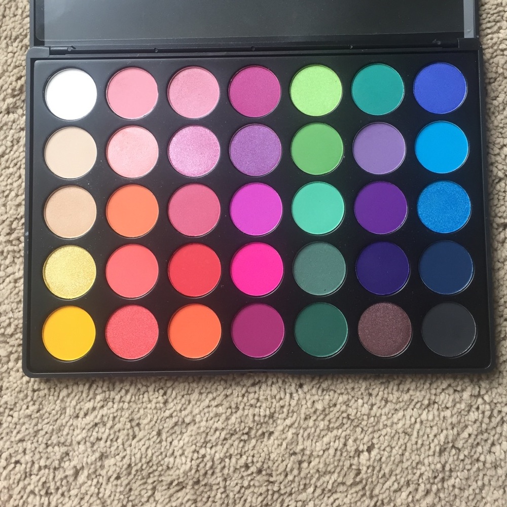 Morphe 35B palette