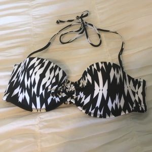 Victoria's Secret B&W Push-Up Bikini Top