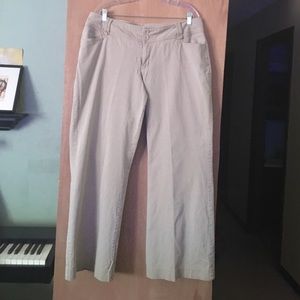 Wide-leg khaki trousers
