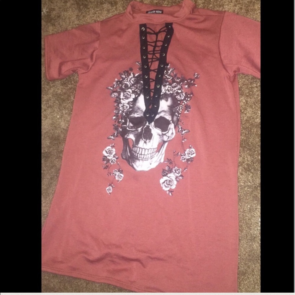 Lace up tshirt / dress - Picture 4 of 4