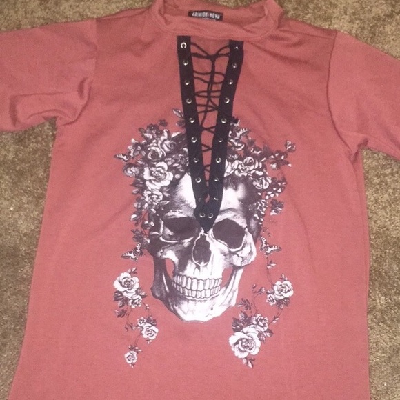 Lace up tshirt / dress - Picture 2 of 4