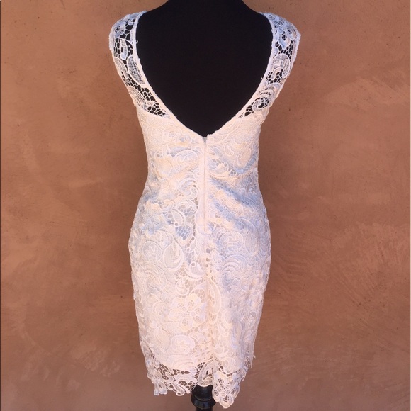 $68 {Francesca's} White Sleeveless Lace Dress - Picture 4 of 8