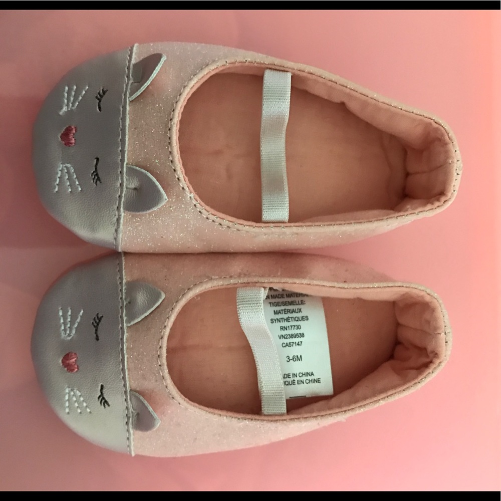 New without tag baby flats