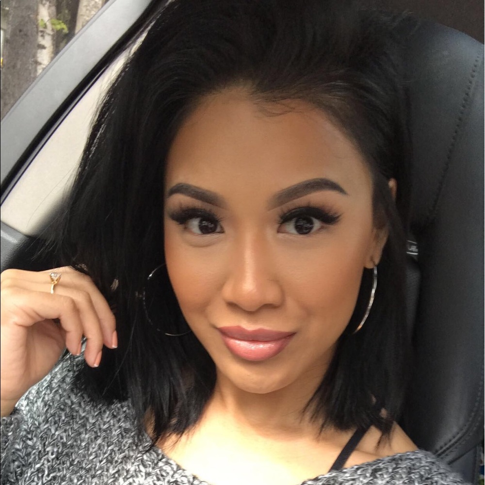 Meet your Posher, Julie