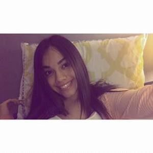 Meet your Posher, Janiesa