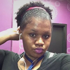 Meet your Posher, Britney