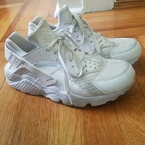 Nike Huarache White