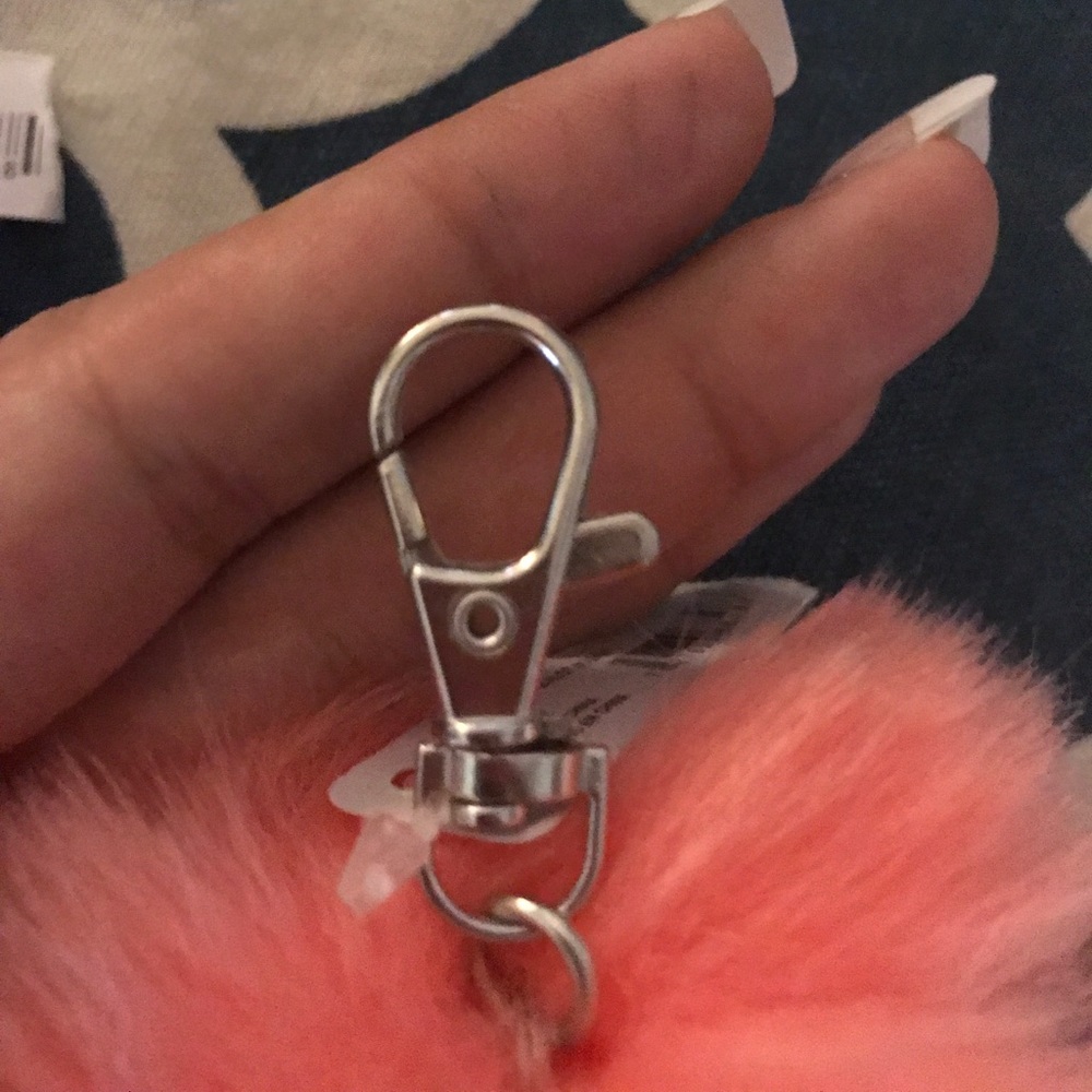 2 Pom keychains - Picture 5 of 5