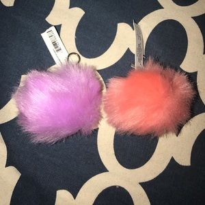 2 Pom keychains