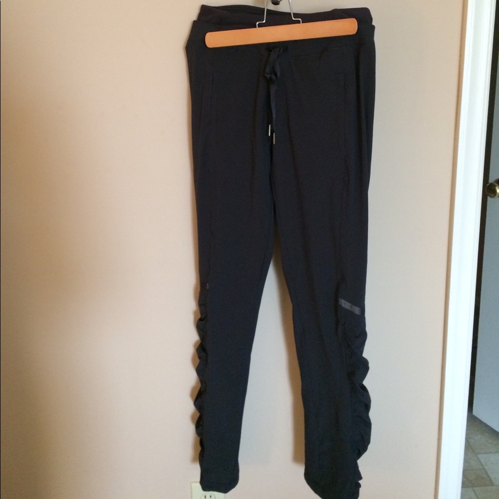 Lululemon 2 layered pants