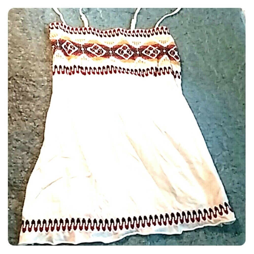 Sweet little embroidered spegetti strap tank!