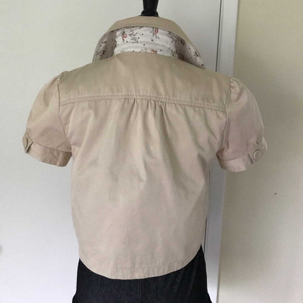 BEAUTIFUL CROPPED TRENCH. - Picture 5 of 8