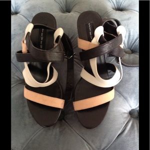 Steve Madden Strappy Leather Sandal Size 7.5