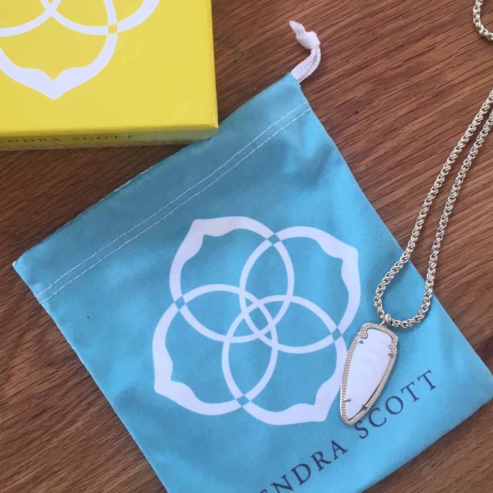 Kendra Scott Necklace.