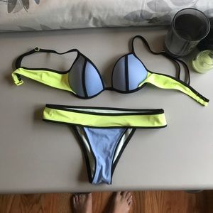 Victoria's Secret bathing suit set small