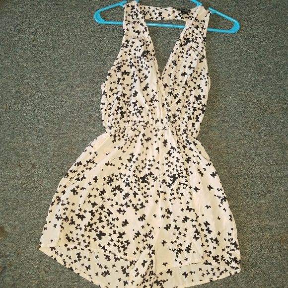 Romper - Picture 2 of 2