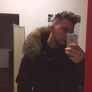 Meet your Posher, Edwin