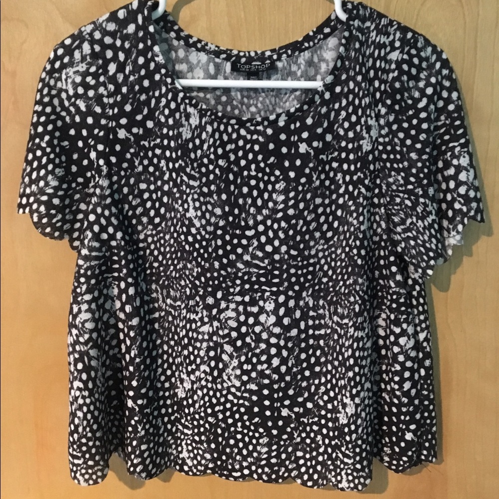 TOPSHOP crop top with scalloped hems