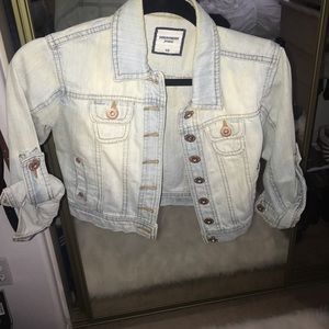 Cropped jean jacket