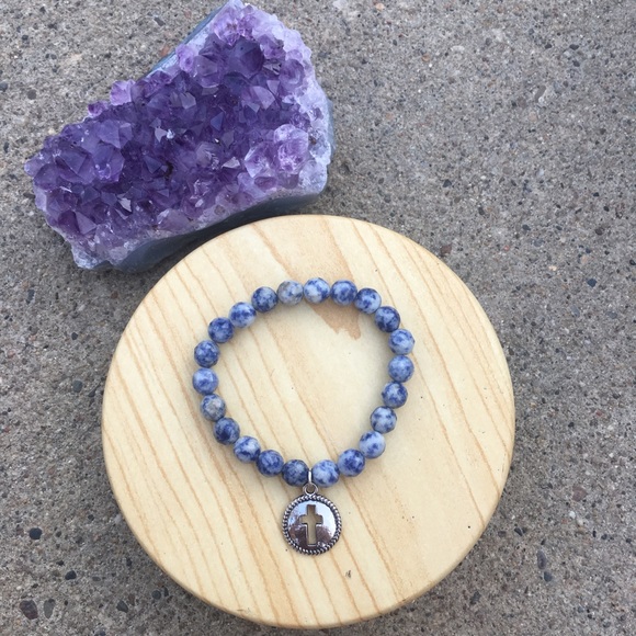 Handmade Sodalite Cross Bracelet - Picture 3 of 4