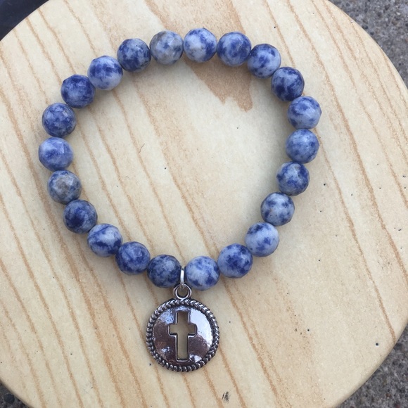 Handmade Sodalite Cross Bracelet - Picture 4 of 4