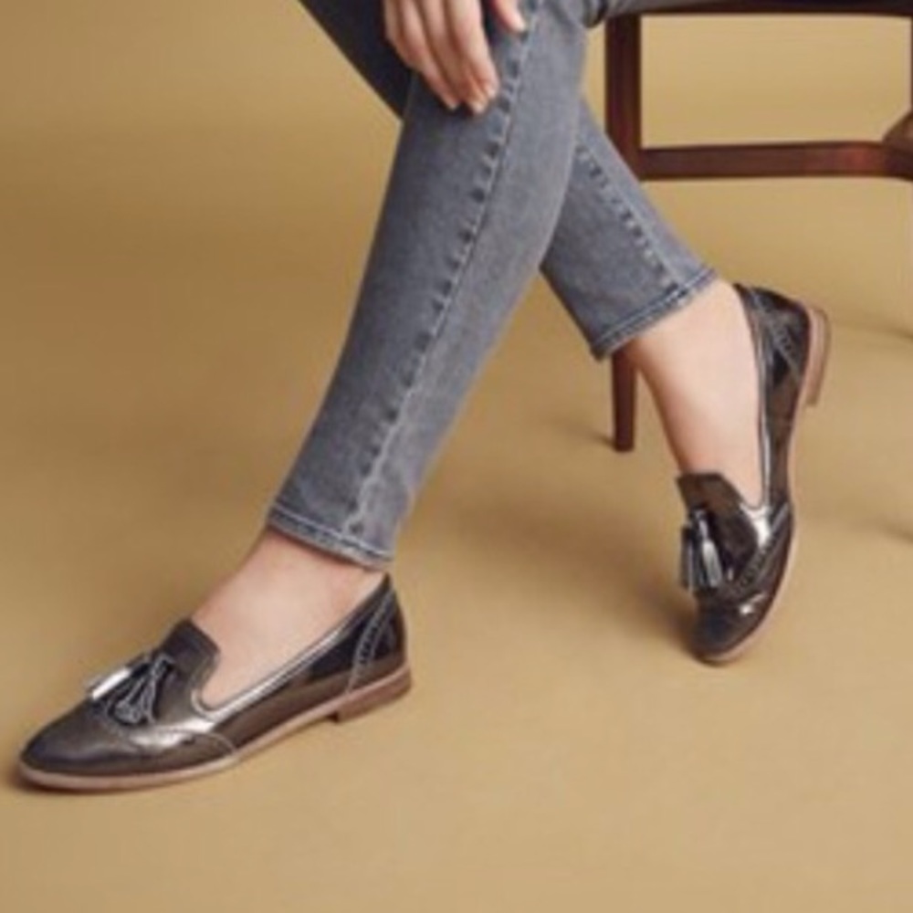 💸SOLD💸Louise et Cie Joey Metallic tassel flats - Picture 2 of 8