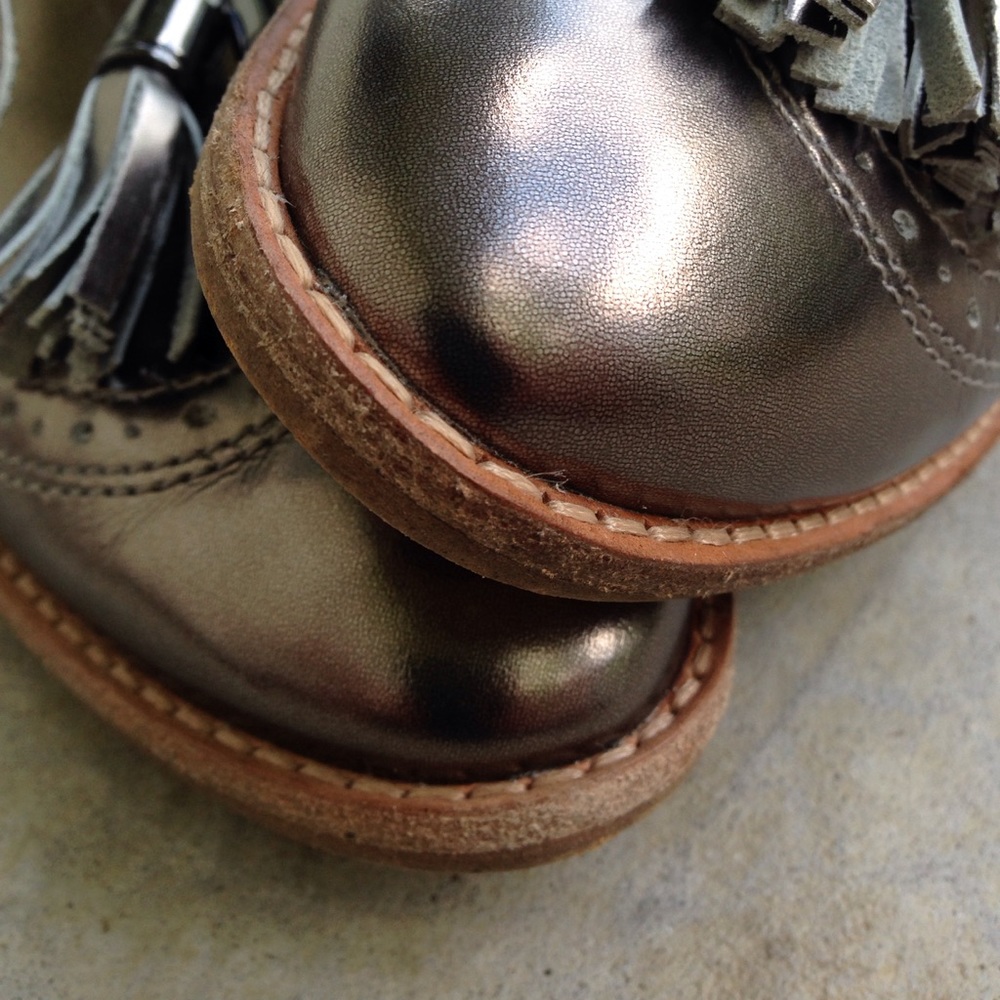 💸SOLD💸Louise et Cie Joey Metallic tassel flats - Picture 6 of 8