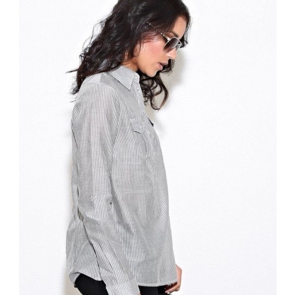 BLACK AND WHITE STRIPE BUTTON UP - Picture 3 of 3