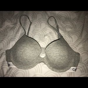 Calvin kelvin gray bra