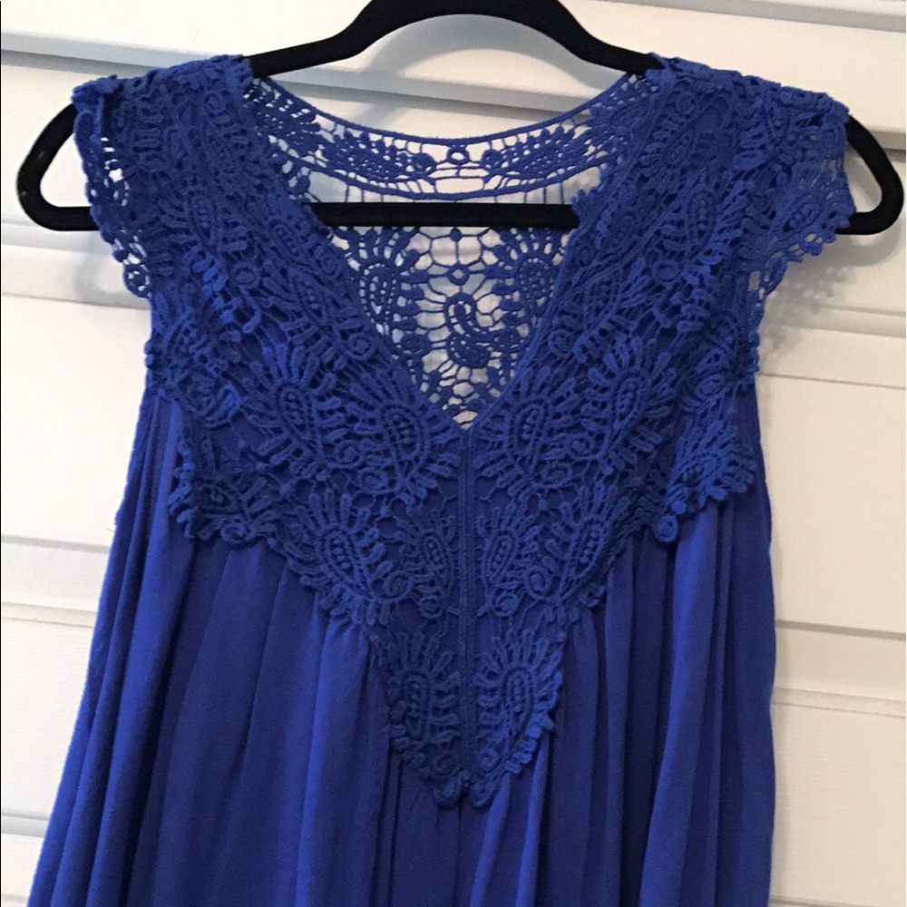 blue blouse