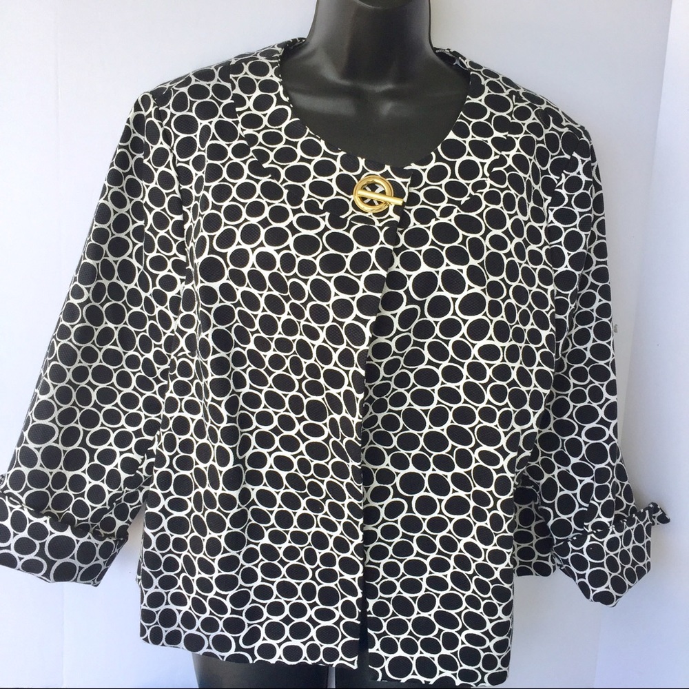 Charter Club XL Black and White Jackie-O jacket