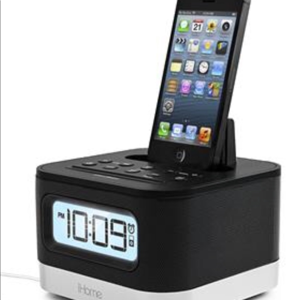iPhone speaker dock