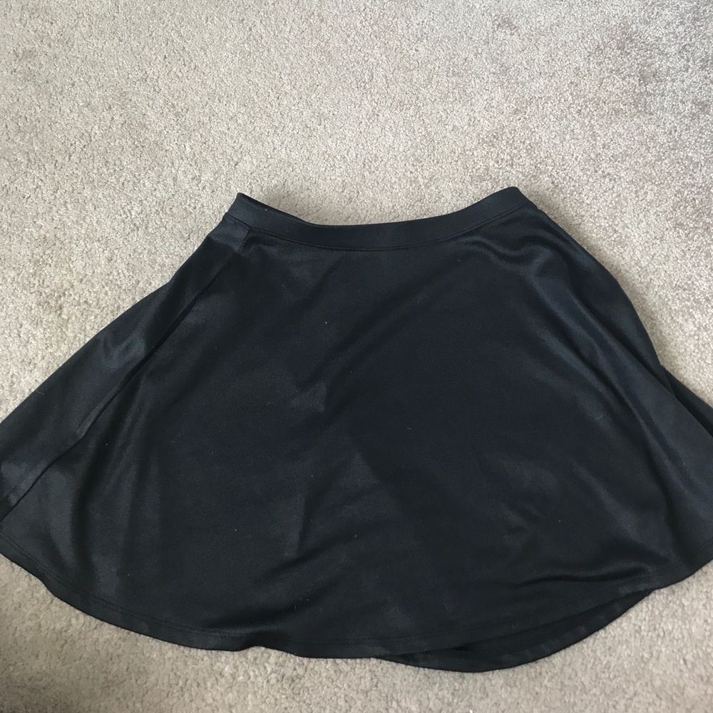 Black skater skirt