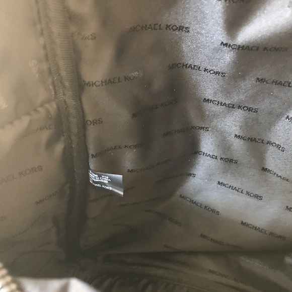 Authentic Michael kors men's backpack $440 - Picture 6 of 8