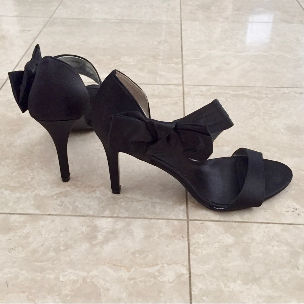 Lulu Townsend black satin heels