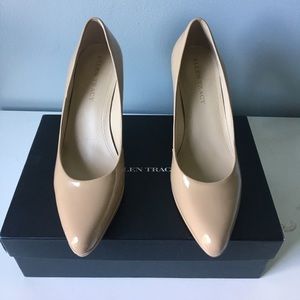 Ellen Tracy Nude Heels
