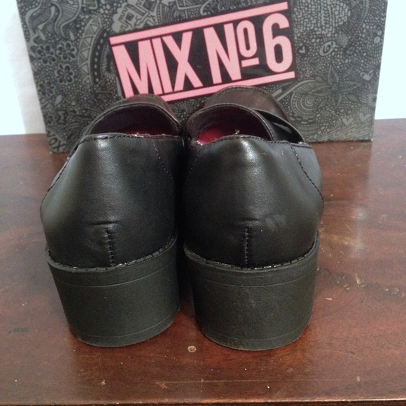 No 6 shoes sale Shop Clarks for stylish and comfortable shoes for Women, Men, Girls and Boys plus get Free Shipping and Free Returns every day!