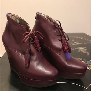 Ted Baker London, burgundy, platform lace up shoes