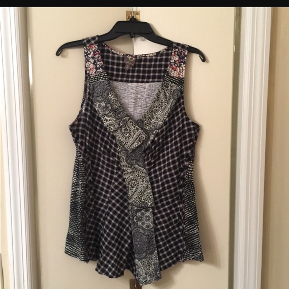 Anthropologie black and white tank with floral
