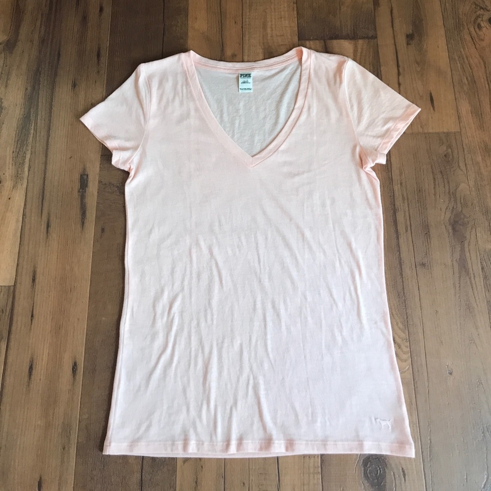 PINK Victoria's Secret V-Neck Tee ~ Light Pink ๐ - Picture 1 of 4