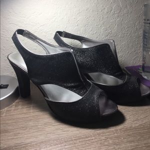 Sparkling Gun Metal Peep toe Shoes!