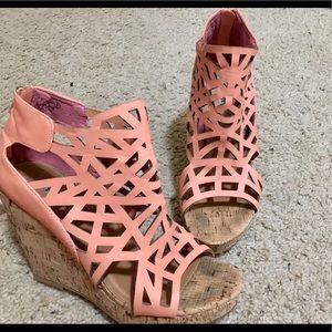 Coral wedges