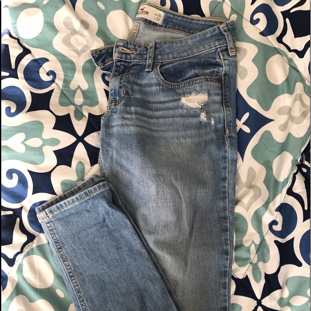 Hollister light wash skinny jeans