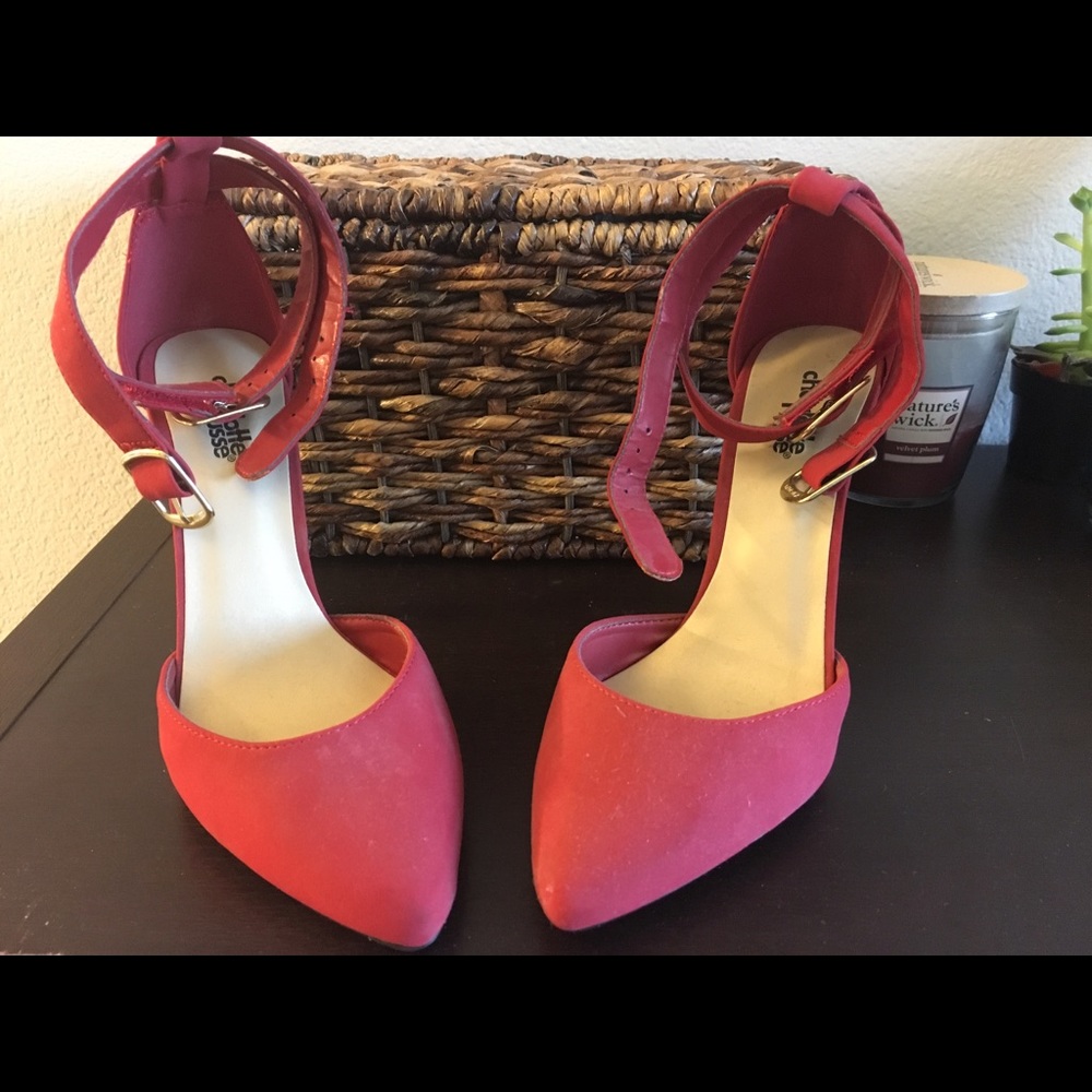 Never worn red heels