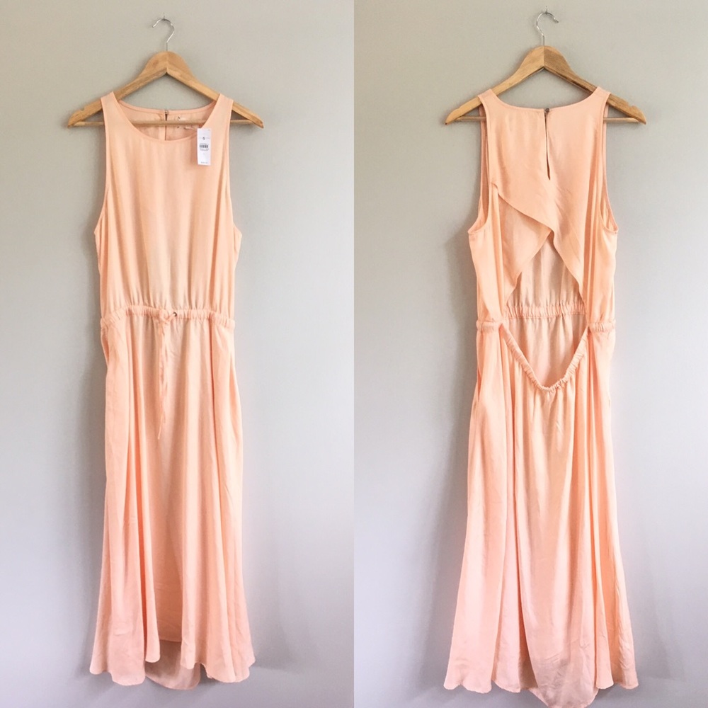 Lou & Grey 🍑 Open Back Maxi Dress