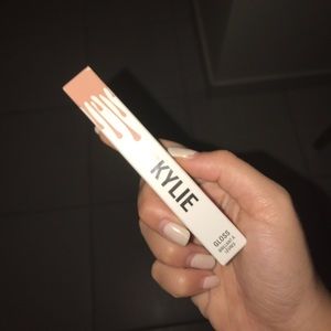 Kylie Cosmetic Gloss: So Cute